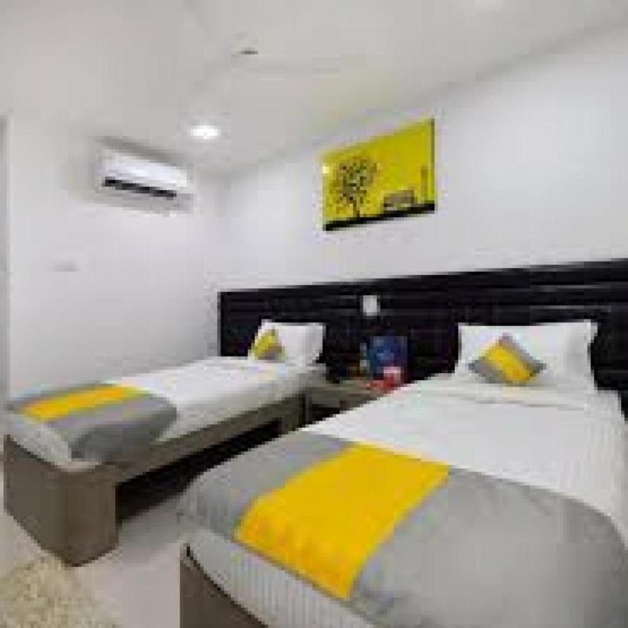 La Riviera Suites Madhapur Hyderabad Ngoại thất bức ảnh